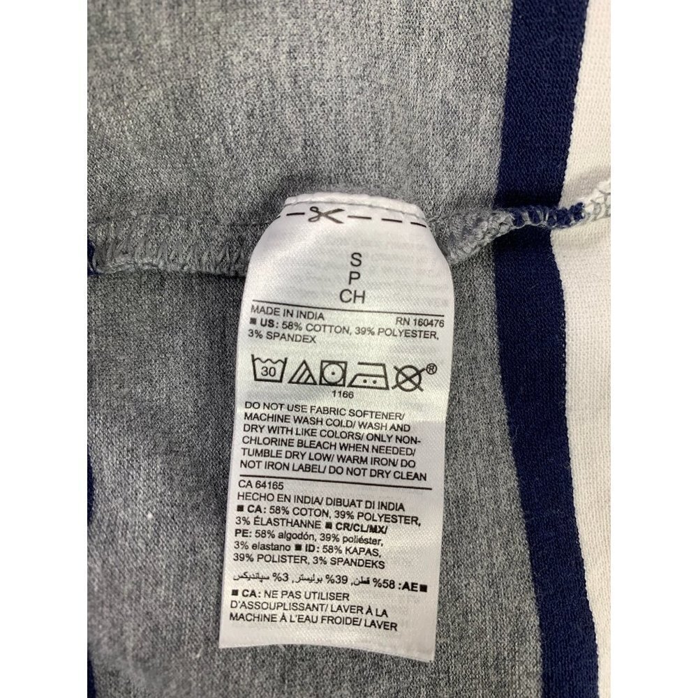 Old Navy Men's Shirt - Picture 4 of 6